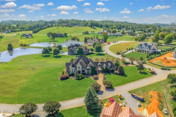 203 Lake Forest Way, Louisville, TN 37777