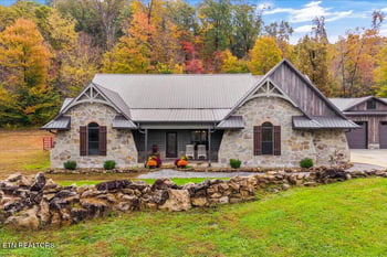 203 Mahoney Rd, Oliver Springs, TN 37840