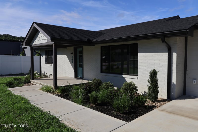 203 Martin St, Kingston, TN 37763