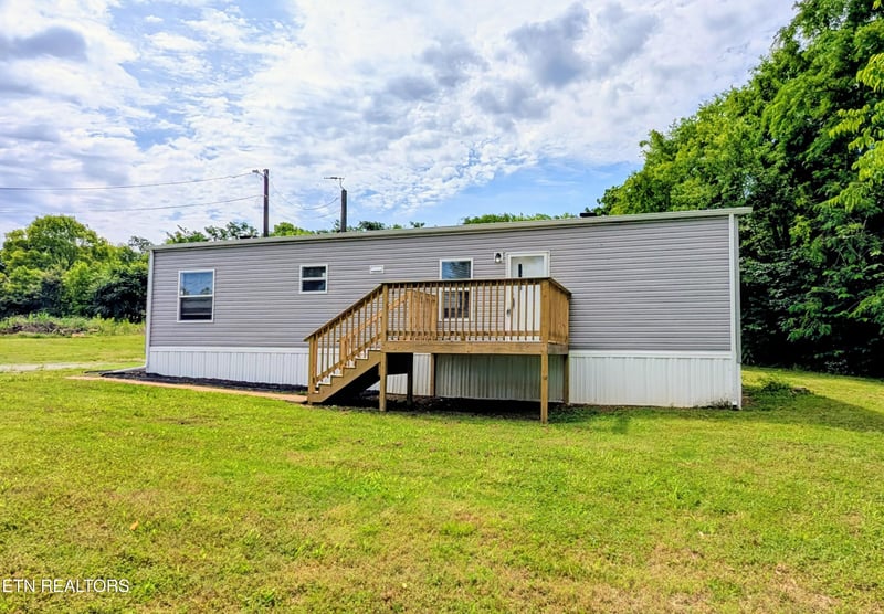 203 Pettit St, Vonore, TN 37885