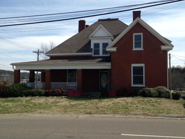 203 Washington Ave, Athens, TN 37303