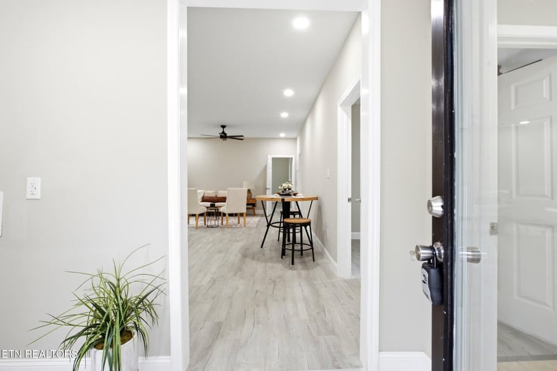 2030 Joseph Schofield St, Knoxville, TN 37921