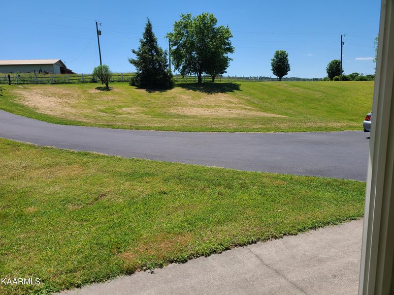 2030 Tranquility Ln, Sevierville, TN 37876