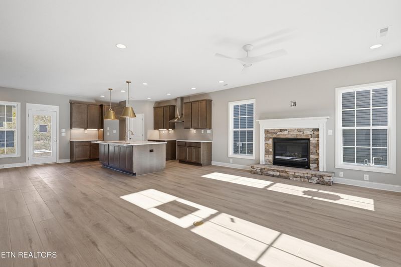 2032 Hickory Reserve Rd, Knoxville, TN 37932