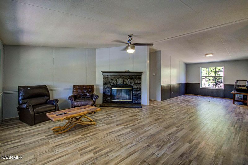 2035 Mountain Spring Way, Sevierville, TN 37876