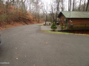 2036 Ridge Rd, Sevierville, TN 37863