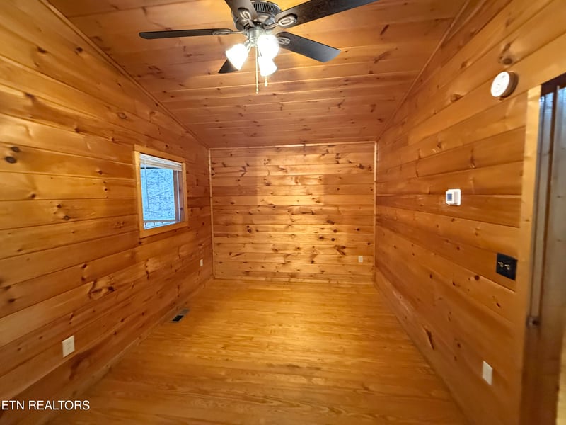 2036 Ridge Rd #STE 7, Pigeon Forge, TN 37863