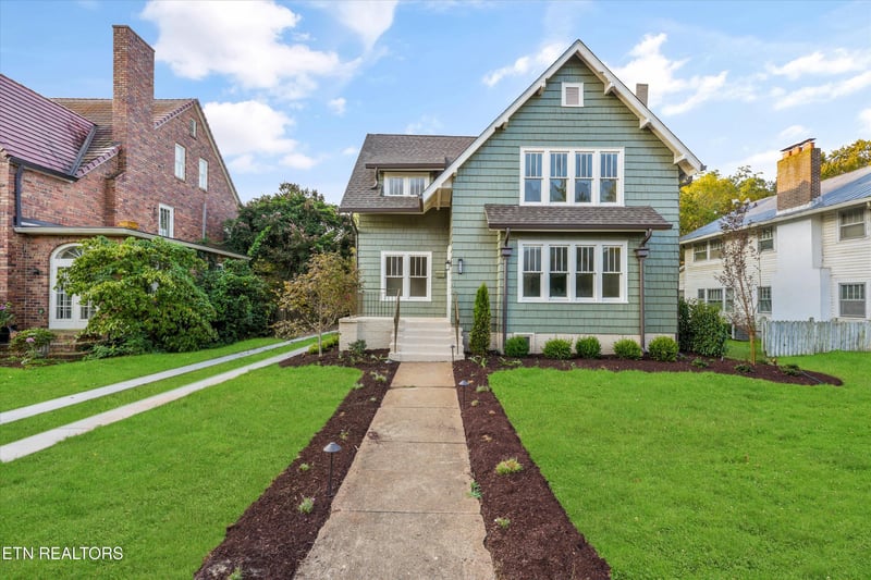2036 Spence Pl, Knoxville, TN 37920
