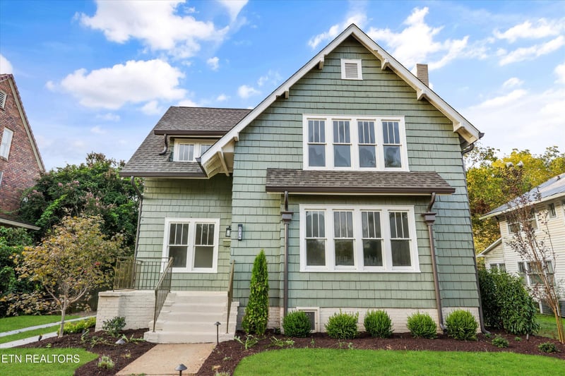 2036 Spence Pl, Knoxville, TN 37920