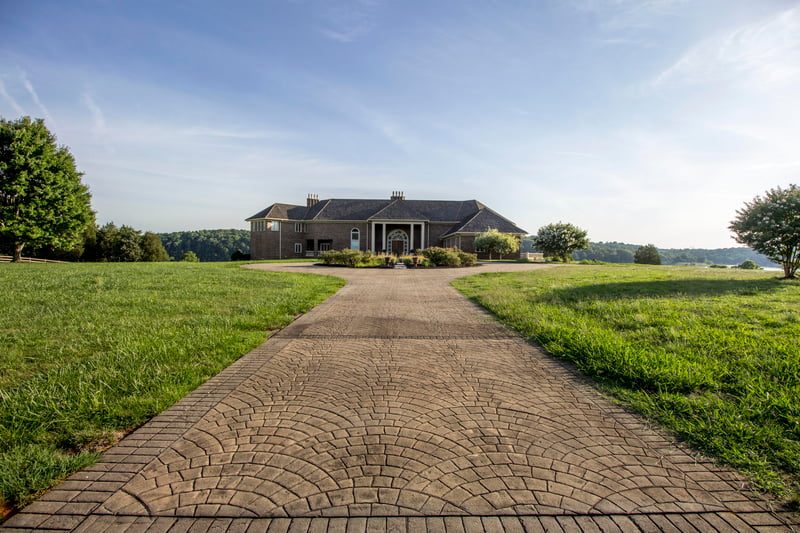 20366 Beals Chapel Rd, Lenoir City, TN 37772