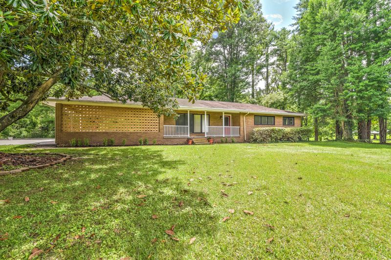 2037 Oliver Springs Hwy, Clinton, TN 37716