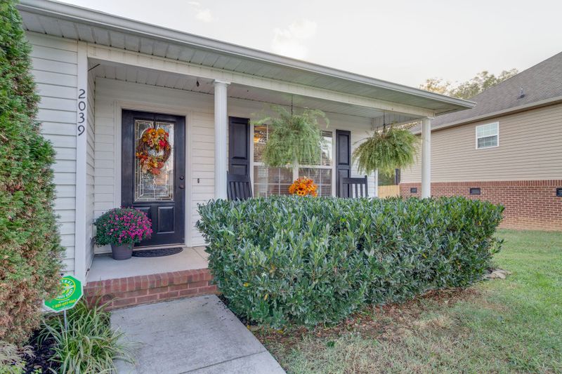 2039 Bluebonnet Dr, Mascot, TN 37806