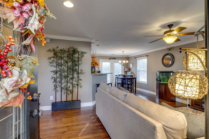 2039 Bluebonnet Dr, Mascot, TN 37806