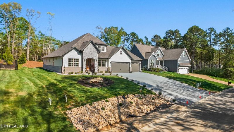 204 Atoka Pl, Loudon, TN 37774