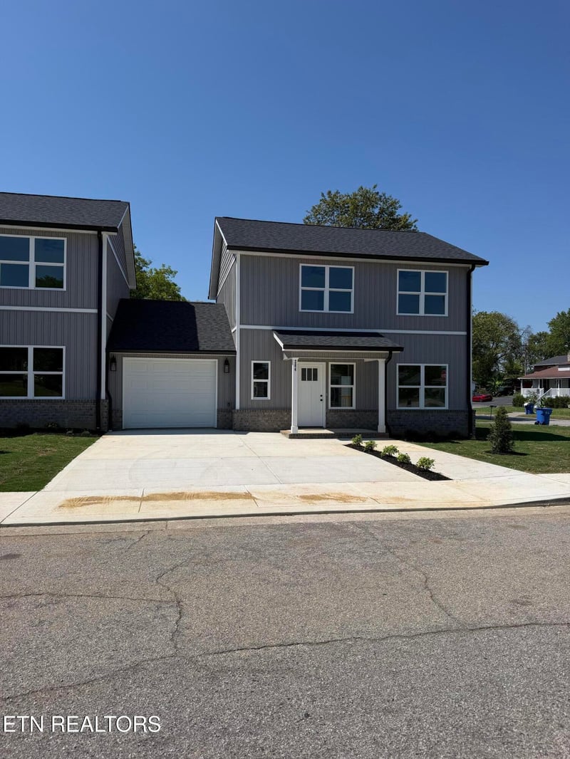 204 Avenue B #13R-2, Alcoa, TN 37701