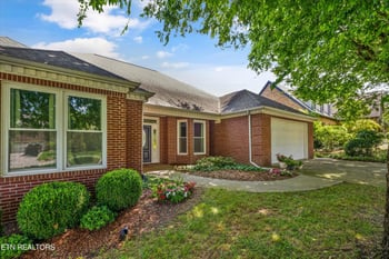 204 Battery Hill Cir, Knoxville, TN 37934