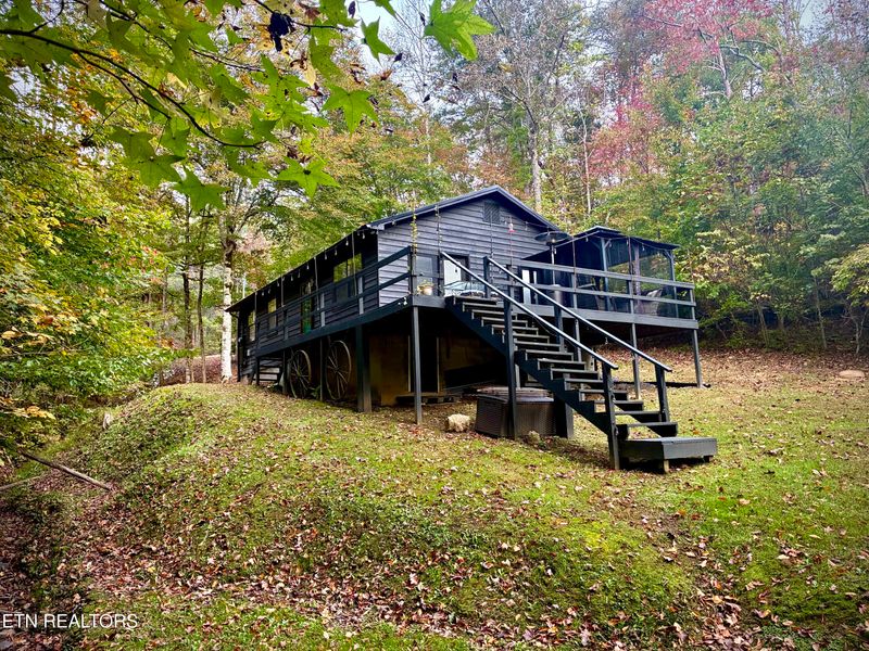 204 Black Fox Harbor Rd, Washburn, TN 37888
