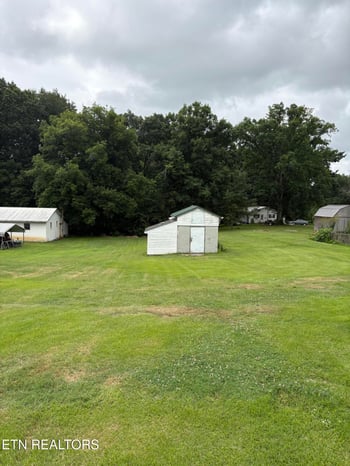 204 Blair Ave, Sweetwater, TN 37874
