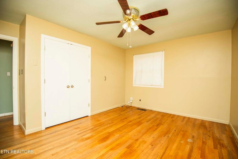 204 Brancroff Cir, Knoxville, TN 37920