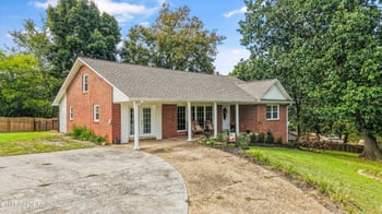 204 Doyle St, Lenoir City, TN 37771