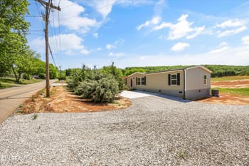 204 Edgewood Dr, Sweetwater, TN 37874