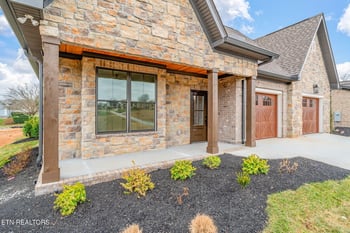 204 Goldcrest Dr, Vonore, TN 37885