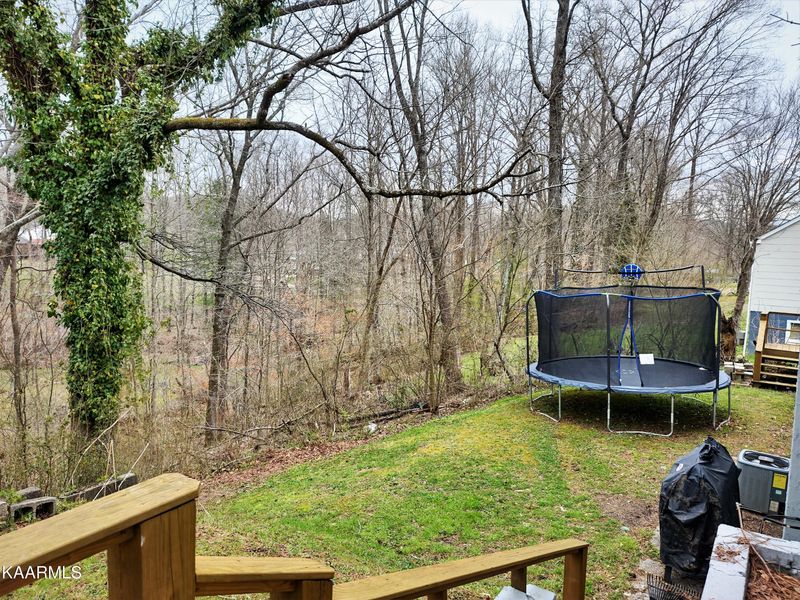 204 Howard Ave, Harriman, TN 37748