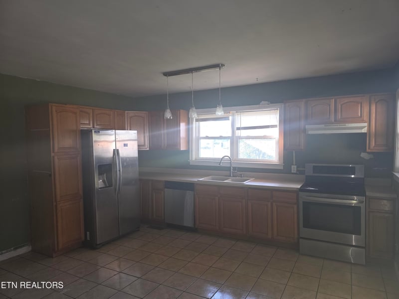 204 Mccall Rd, Maryville, TN 37804
