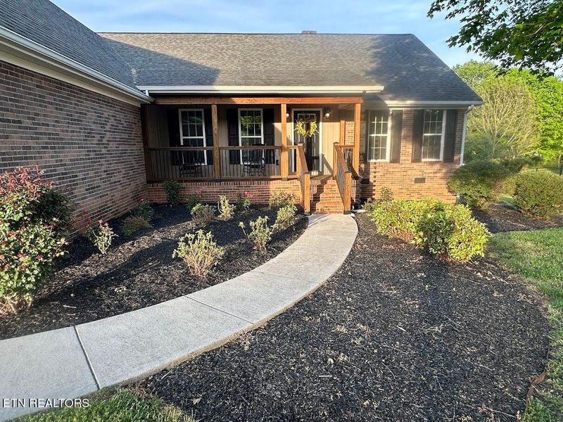 204 Meadow Ln, Madisonville, TN 37354
