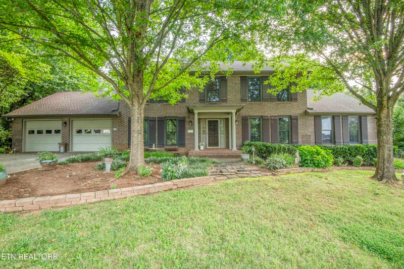 204 Nutwood Cir, Knoxville, TN 37934