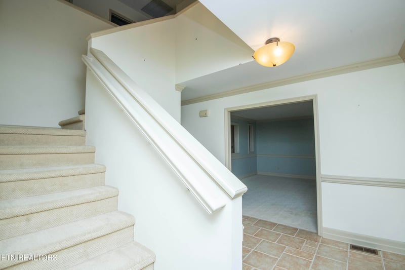 204 Nutwood Cir, Knoxville, TN 37934
