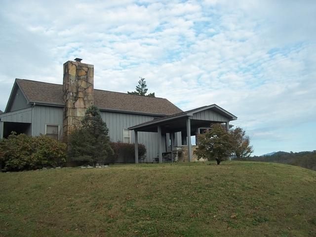 204 Pioneer Tr, Townsend, TN 37882