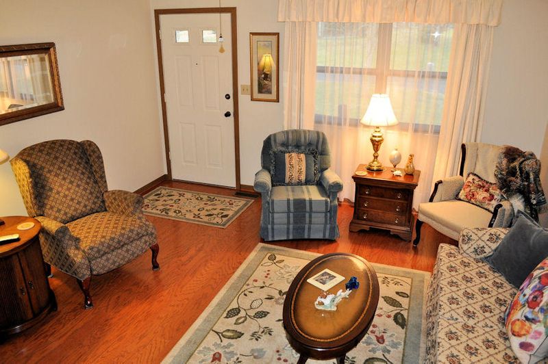 204 River Bottom Dr, Sevierville, TN 37862