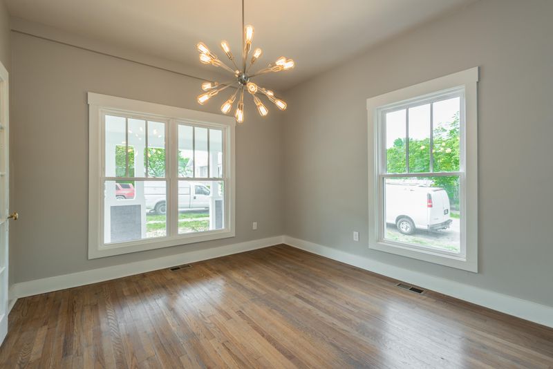 2041 E 5th Ave, Knoxville, TN 37917