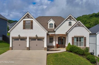 2043 Highlands Ridge Ln, Knoxville, TN 37932