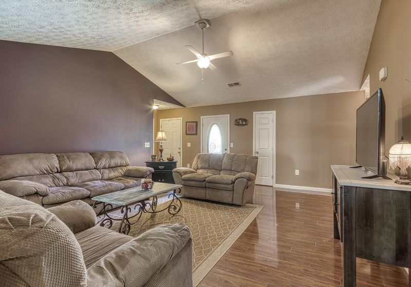 2043 Infinity Ln, Sevierville, TN 37876