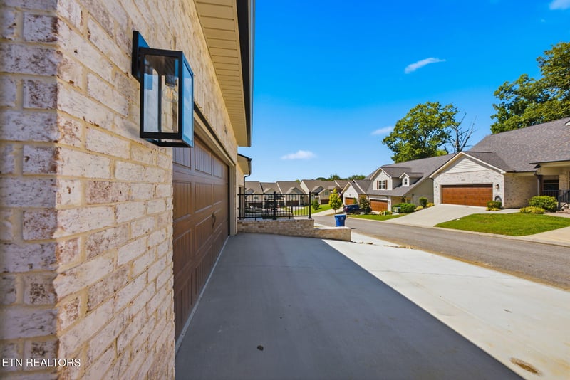 2044 Gisele Way, Knoxville, TN 37931