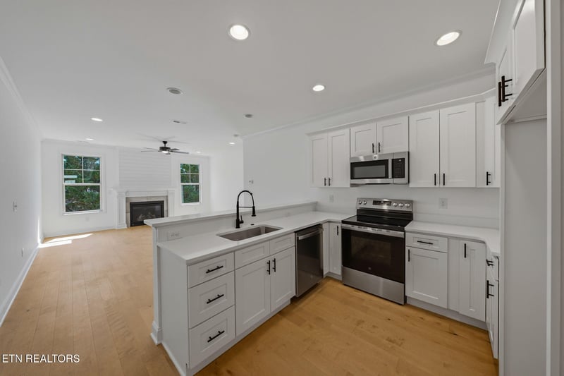 2044 Gisele Way, Knoxville, TN 37931