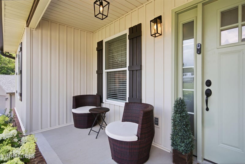 2046 Kings View Loop, Seymour, TN 37865