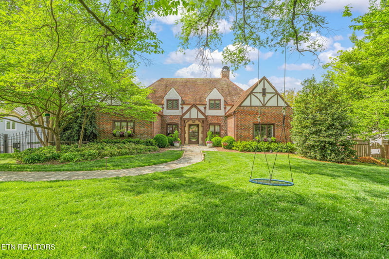 2048 Cherokee Blvd, Knoxville, TN 37919
