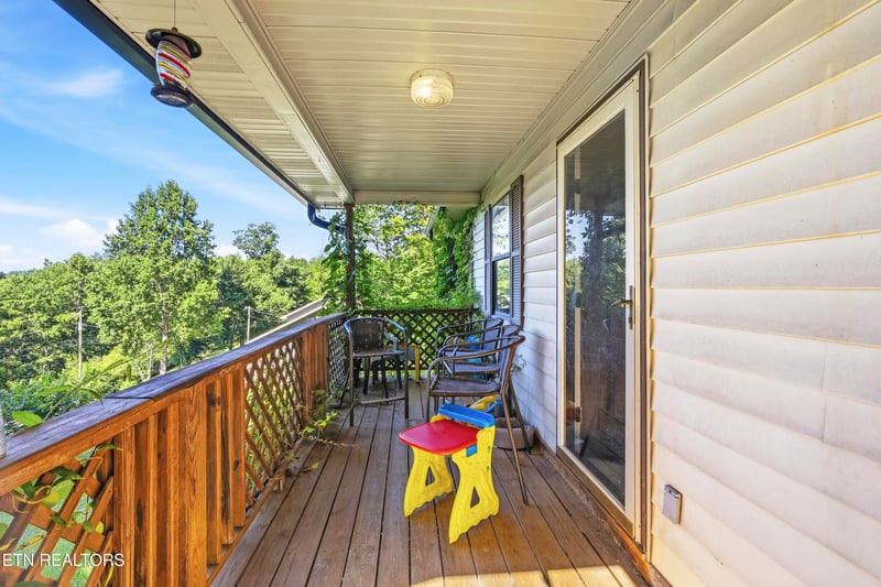 205 Booker Rd, Maynardville, TN 37807