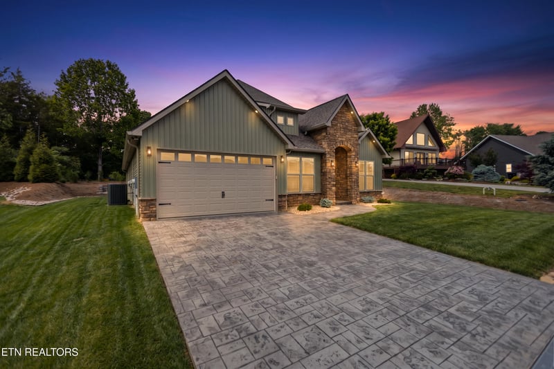 205 Chogi Ln, Loudon, TN 37774