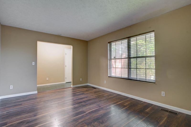 205 Christin Dr, Clinton, TN 37716