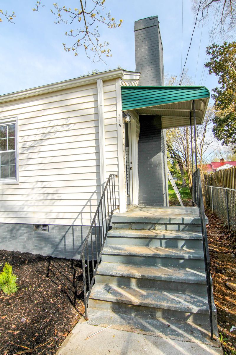 205 Colonial Dr, Knoxville, TN 37920