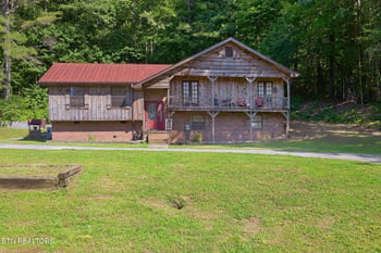 205 County Road 67, Riceville, TN 37370