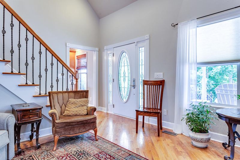 205 Howard Rd, Loudon, TN 37774