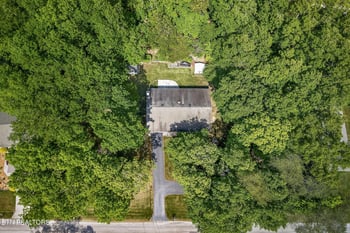 205 Kings Down Dr, Crossville, TN 38558