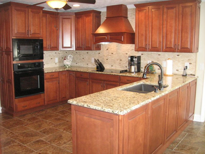 205 Lakeview Ln, Oak Ridge, TN 37830
