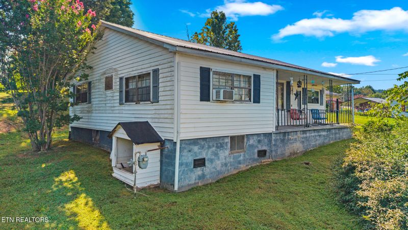 205 Mahala Rd, Sweetwater, TN 37874