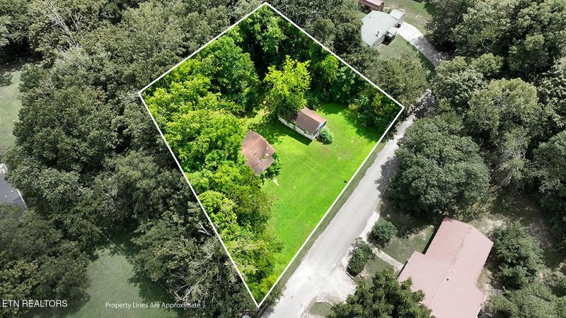 205 N Iowa Ave, Etowah, TN 37331